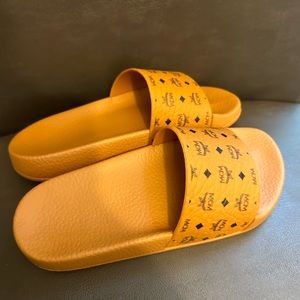 MCM Visetos Rubber Slides size 36/ US 6